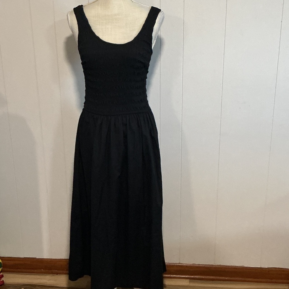Sincerely Jules Black Sleeveless Smocked Maxi Dress